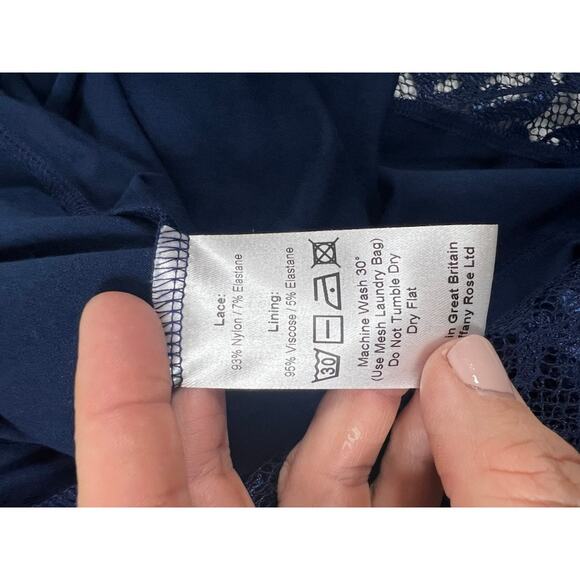 Alie Street Lila Dress‎ Dark Blue Lace Stretch Size 4 Made In London $255 - Picture 7 of 7